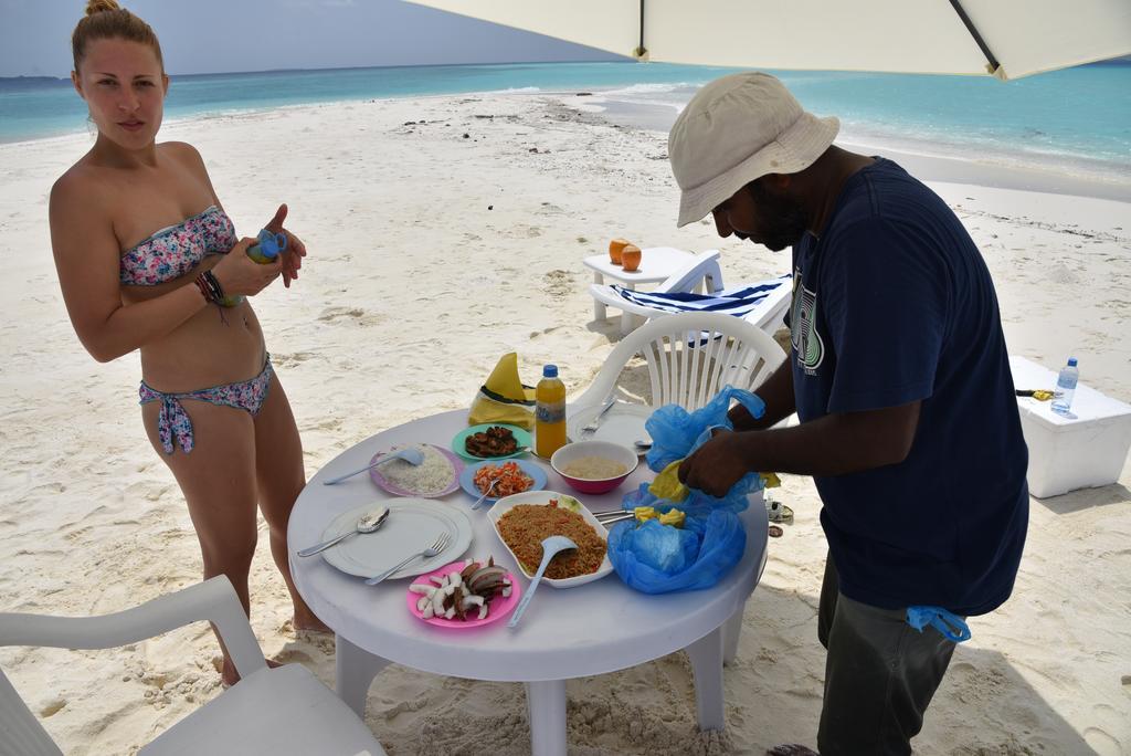 Madi Finolhu Guest House Dharavandhoo Ngoại thất bức ảnh