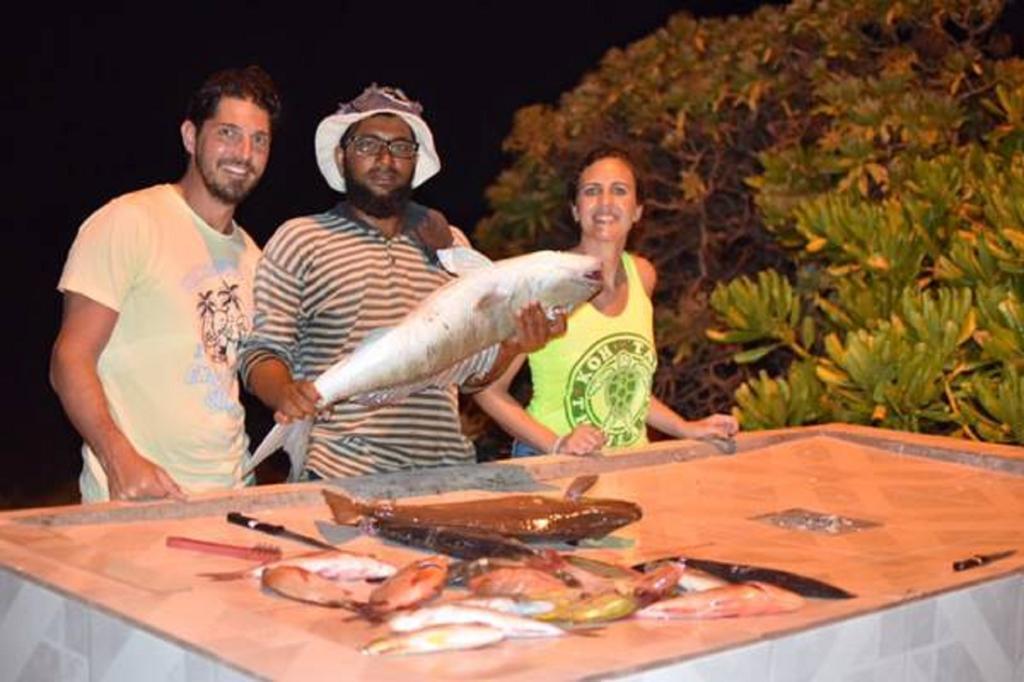 Madi Finolhu Guest House Dharavandhoo Ngoại thất bức ảnh