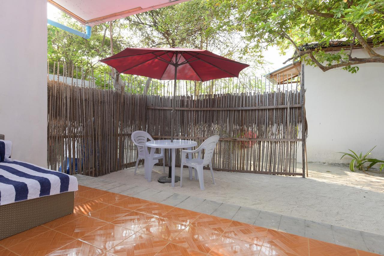 Madi Finolhu Guest House Dharavandhoo Ngoại thất bức ảnh